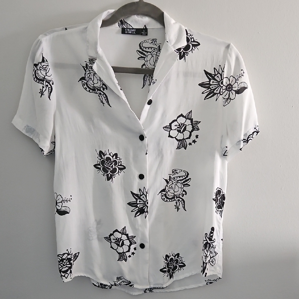 Straight To Hell Camp Shirt (S) in Roses On Your Grave